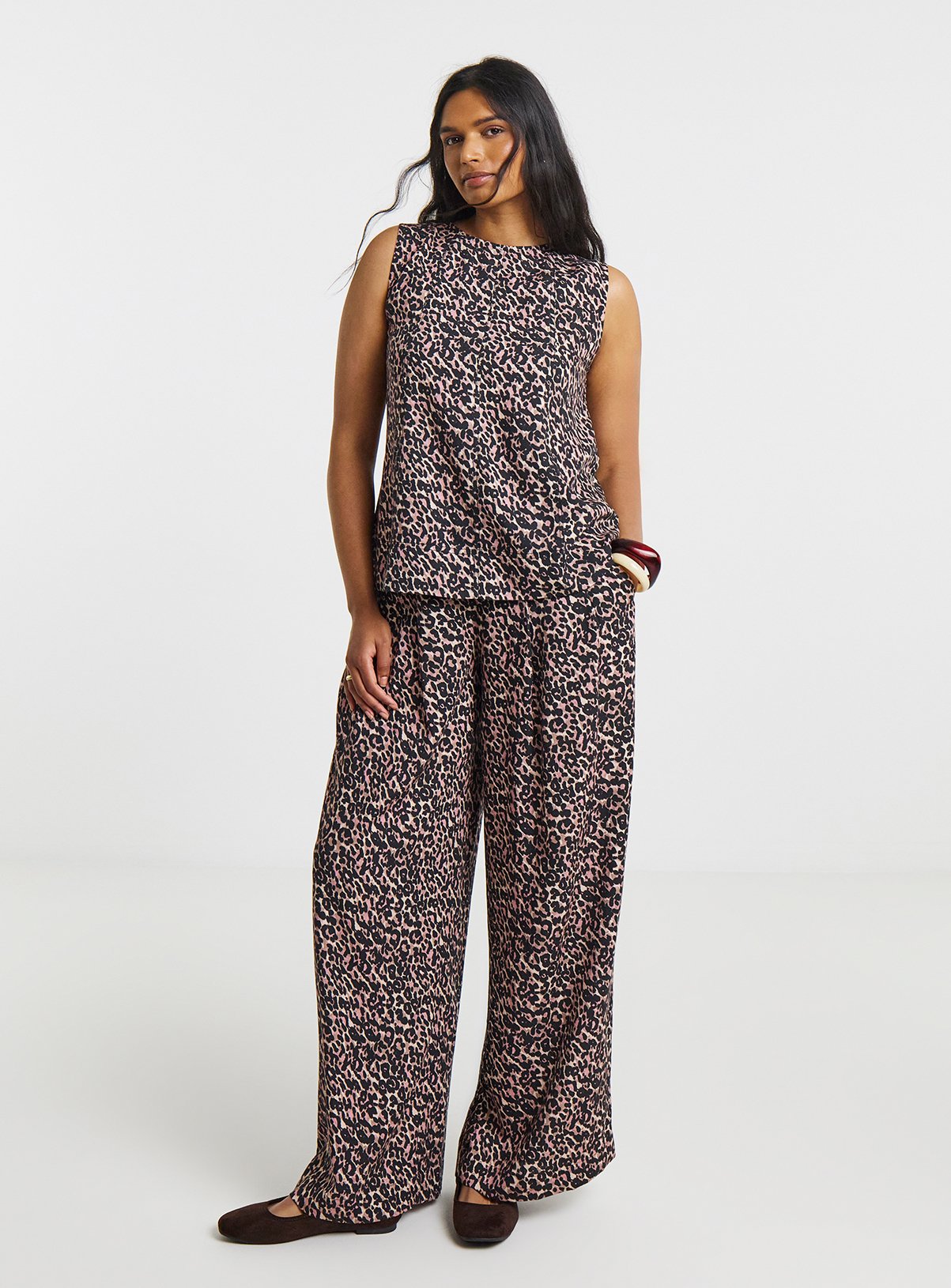 SIMPLY BE Leopard Print Shell Vest With Linen 18 - Image 3 thumbnail